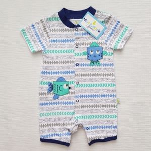 🍭 3/$20 🍭 Fish Onsie